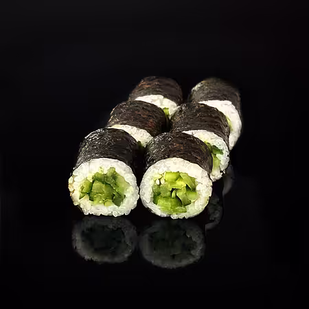 Макі з огірком